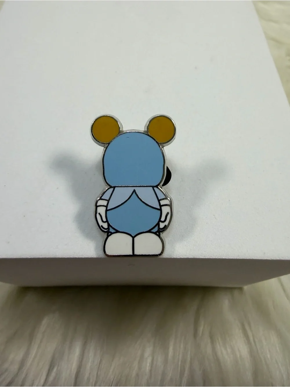 💙3/$20💙 Disney Mickey Mouse Blue White and Yellow Enamel Pin